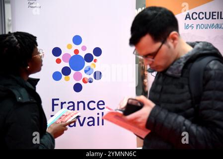 Parigi, Francia. 21 novembre 2024. Illustrazione France Travail, Forum per l'occupazione in Place de la Concorde a Parigi. Francia il 21 novembre 2024. Foto di Alain Apaydin/ABACAPRESS. COM credito: Abaca Press/Alamy Live News Foto Stock