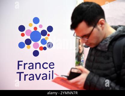Parigi, Francia. 21 novembre 2024. Illustrazione France Travail, Forum per l'occupazione in Place de la Concorde a Parigi. Francia il 21 novembre 2024. Foto di Alain Apaydin/ABACAPRESS. COM credito: Abaca Press/Alamy Live News Foto Stock