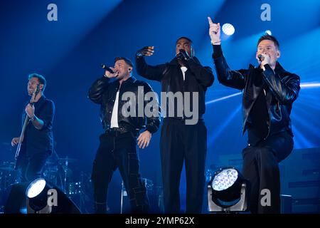 Napoli, Italia. 21 novembre 2024. Duncan James of Blue si esibisce dal vivo al Palapartenope di Napoli. (Foto di Andrea Gulí/SOPA Images/Sipa USA) credito: SIPA USA/Alamy Live News Foto Stock