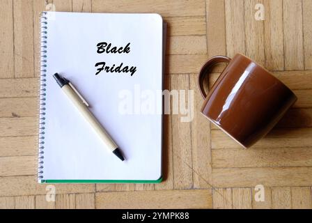 Foto simbolo per illustrare articoli o pubblicità per il Black Friday Foto Stock