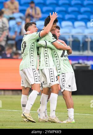 Paddington, Australia. 22 novembre 2024. La squadra del Western United FC celebra un gol durante il quinto turno della stagione 2024-25 di Isuzu UTE A-League tra il Perth Glory FC e il Western United FC, che si è tenuto all'Allianz Stadium. Punteggio finale Perth Glory FC 1:3 Western United FC. Credito: SOPA Images Limited/Alamy Live News Foto Stock