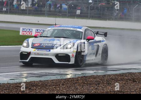 Samuel Harvey, Porsche 718 Cayman GT4 Clubsport, Xentek Motorsport, Porsche Sprint Challenge Gran Bretagna 2024, una singola serie di marchi con tutti i drive Foto Stock