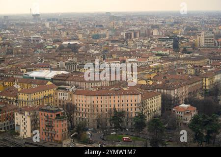 Vista aerea dalla Torre Branca della città di Milano 10.01.2024 Foto Stock