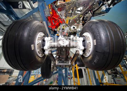 Il sito di Airbus a Filton, Bristol - assemblando l'aereo militare A400M e l'aereo civile A350 - l'impianto di prova integrato del carrello di atterraggio A350 Foto Stock