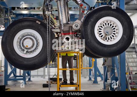 Il sito di Airbus a Filton, Bristol - assemblando l'aereo militare A400M e l'aereo civile A350 - l'impianto di prova integrato del carrello di atterraggio A350 Foto Stock