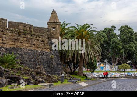 Conosciuta come Sea-City, Horta, Faial Island, Azzorre, ha una grande tradizione nautica. Foto Stock