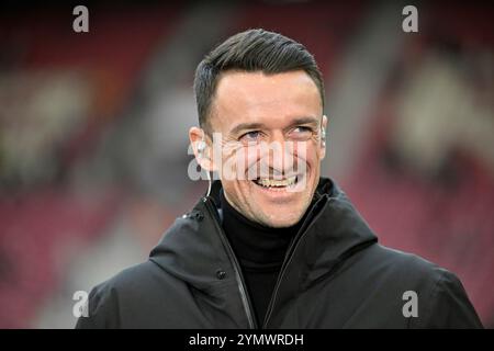 Stoccarda, Germania. 23 novembre 2024. vor Spielbeginn: Sportdirektor Christian Gentner VfB Stoccarda Ritratto VfB Stoccarda vs VfL Bochum BOC 23.11.2024 LE NORMATIVE DFL VIETANO QUALSIASI USO DI FOTOGRAFIE COME SEQUENZE DI IMMAGINI E/O QUASI-VIDEO/dpa/Alamy Live News Foto Stock