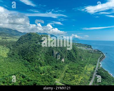 Vista aerea della fortezza militare britannica di Brimstone Hill Fort con capitani, bastioni e cannoni a St Kitts e Nevis Foto Stock