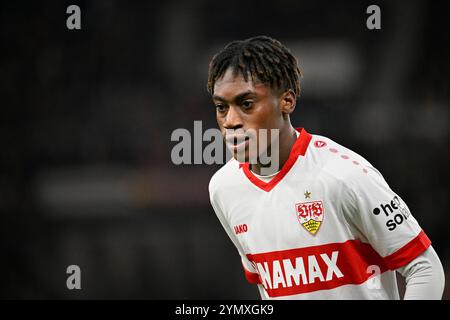 Stoccarda, Germania. 23 novembre 2024. Justin Diehl VfB Stuttgart (17) Portrait VfB Stuttgart vs VfL Bochum BOC 23.11.2024 LE NORMATIVE DFL VIETANO QUALSIASI USO DI FOTOGRAFIE COME SEQUENZE DI IMMAGINI E/O QUASI-VIDEO/dpa/Alamy Live News Foto Stock