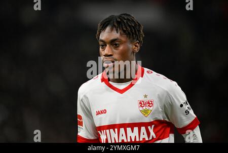 Stoccarda, Germania. 23 novembre 2024. Justin Diehl VfB Stuttgart (17) Portrait VfB Stuttgart vs VfL Bochum BOC 23.11.2024 LE NORMATIVE DFL VIETANO QUALSIASI USO DI FOTOGRAFIE COME SEQUENZE DI IMMAGINI E/O QUASI-VIDEO/dpa/Alamy Live News Foto Stock