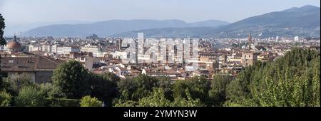 Vista panoramica del centro di Firenze vista dai Giardini di Boboli, Italia, Europa Foto Stock