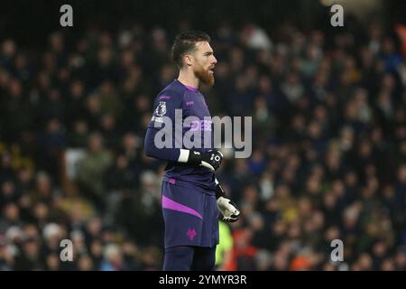 Londra, Regno Unito. 23 novembre 2024. Londra, 23 novembre 2024: Portiere Jose sa dei Wolverhampton Wanderers durante la partita di Premier League tra Fulham e Wolverhampton Wanderers al Craven Cottage il 23 novembre 2024 a Londra, Inghilterra. (Pedro Soares/SPP) credito: SPP Sport Press Photo. /Alamy Live News Foto Stock