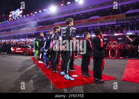 Cerimonia dell'inno nazionale, RUSSELL George (gbr), Mercedes AMG F1 Team W15, ritratto durante la Formula 1 Heineken Silver Las Vegas Grand Prix 2024, 22° round del Campionato del mondo di Formula 1 2024 dal 21 al 23 novembre 2024 sul Las Vegas Strip Circuit, a Las Vegas, Stati Uniti d'America Foto Stock