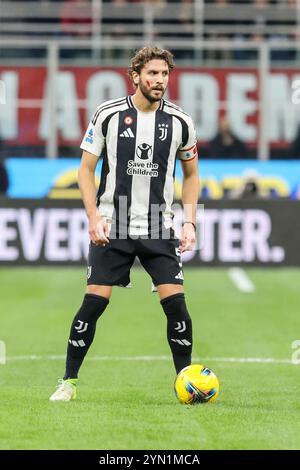 Milano, Italia. 23 novembre 2024. Manuel Locatelli della Juventus FC in azione durante la partita di calcio di serie A Enilive 2024/2025 tra Milan e Juventus allo stadio Giuseppe Meazza di Milano, Italia settentrionale - domenica 23 novembre 2024. Sport - calcio. (Foto di Antonio Saia) credito: Kines Milano/Alamy Live News Foto Stock