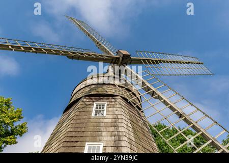 immagine di dettaglio che guarda in cima al mulino a vento beebe Foto Stock