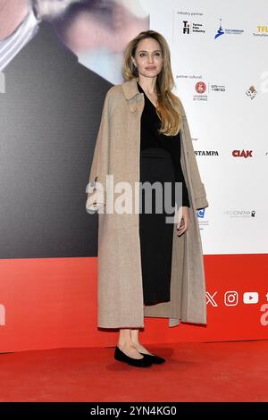 Torino, Italia. 24 novembre 2024. Torino: 42° Torino Film Festival. Chiamata fotografica Angelina Jolie. Nella foto: Angelina Jolie Credit: Independent Photo Agency Srl/Alamy Live News Foto Stock