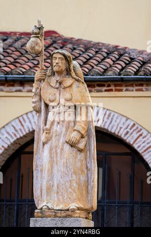 Scultura di San Giacomo Apostolo, Mansilla de las Mulas , Comunità autonoma di Castiglia e León, Spagna. Foto Stock