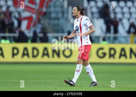 Torino, Italia. 24 novembre 2024. Il Milan Djuric dell'AC Monza festeggia dopo aver segnato un gol durante la partita di serie A tra Torino FC e AC Monza allo Stadio Olimpico il 24 novembre 2024 a Torino. Crediti: Marco Canoniero/Alamy Live News Foto Stock