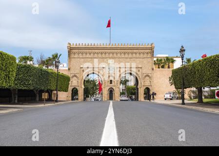 Porta Bab Soufara, ingresso principale del palazzo reale di Rabat, Marocco, Africa Foto Stock