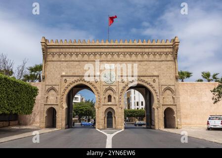 Porta Bab Soufara, ingresso principale del palazzo reale di Rabat, Marocco, Africa Foto Stock