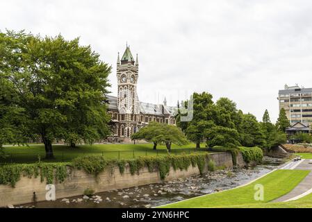 Edificio principale dell'Università di Otago a Dunedin, Isola Sud della Nuova Zelanda Foto Stock