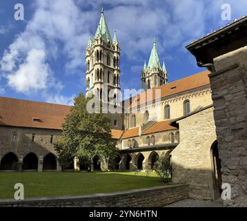 Campanile della famosa cattedrale di Merseburg in Sassonia-Anhalt, Germania, Europa Foto Stock