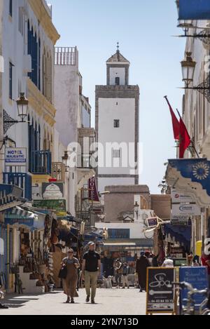 Vicolo idilliaco nella medina di Essaouira, Marocco, Africa Foto Stock
