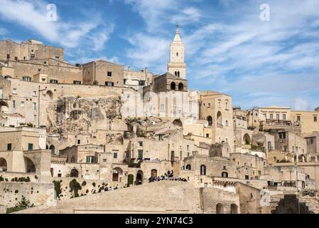 Vista panoramica del famoso centro storico di Matera in Italia Foto Stock