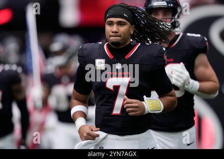 Houston, Texas domenica 24 novembre 2024. Il quarterback degli Houston Texans C.J. Stroud (7) scende in campo per una partita di football contro i Tennessee Titans all'NRG Stadium di Houston, Texas, domenica 24 novembre 2024. Foto di Kevin M. Cox/UPI credito: UPI/Alamy Live News Foto Stock