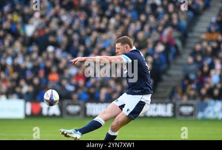 Scottish gas Murrayfield . Edimburgo Scozia Regno Unito 24 novembre 24 AUTUNNO TEST 2024/25 partita di Scozia contro l'Australia Finn Russell di Scozia credito: eric mccowat/Alamy Live News Foto Stock