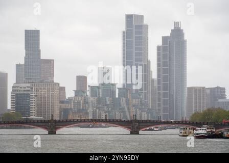 La Vauxhall è un'area del centro di Londra, all'interno del London Borough of Lambeth, Londra, Regno Unito Foto Stock