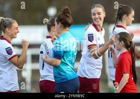 Bromley, Regno Unito. 24 novembre 2024. Dagný Brynjarsdóttir durante il London City Lionesses vs West Ham United nella Women's League Cup. Foto Stock