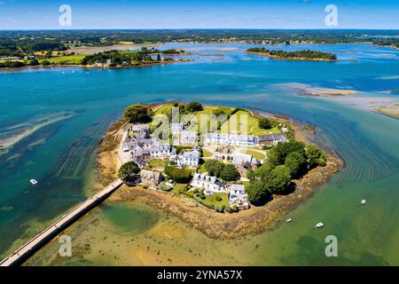 Francia, Morbihan, Ria d'Etel, Belz, l'isola di Saint-Cado e le isole e gli isolotti del fiume Étel (vista aerea) Foto Stock