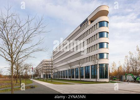 Sede centrale del fornitore di servizi IT Materna Information & Communications se presso il Phoenix Technology Park a Dortmund-Hoerde, Dortmund, North Rhine-WE Foto Stock