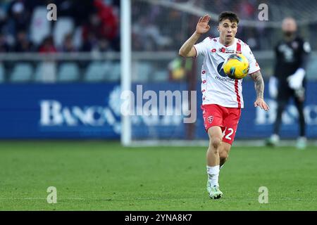 Torino, Italia. 24 novembre 2024. Alessandro bianco dell'AC Monza in azione durante la partita di serie A tra Torino FC e AC Monza allo Stadio Olimpico il 24 novembre 2024 a Torino. Crediti: Marco Canoniero/Alamy Live News Foto Stock