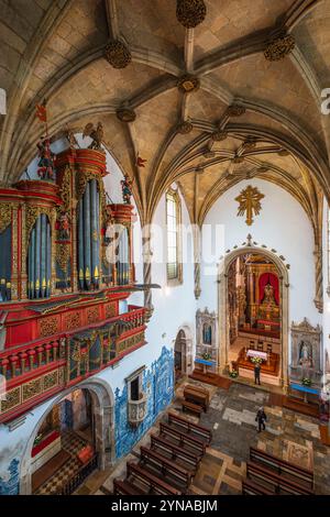 Portogallo, regione centrale, Coimbra, chiesa della Santa Croce (o monastero di Santa Cruz) fondata nel XII secolo Foto Stock