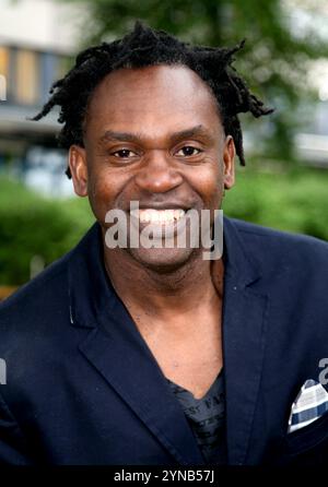 DR ALBAN musicista e produttore svedese di origine nigeriana. Più famoso per il suo successo mondiale IT's My Life Foto Stock