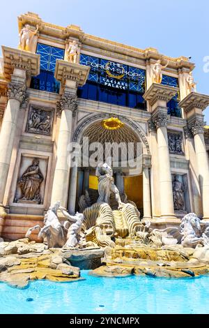 Replica della Fontana di Trevi al Forum Shops, Caesars Palace Hotel and Casino, Las Vegas, Nevada, Stati Uniti Foto Stock