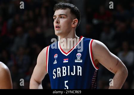 Belgrado, Serbia, 24 novembre 2024. Balsa Koprivica della Serbia reagisce durante la partita di qualificazione FIBA Eurobasket 2025 tra Serbia e Danimarca all'Aleksandar Nikolic Hall di Belgrado. 24 novembre 2024. Crediti: Nikola Krstic/Alamy Foto Stock