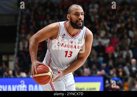 Belgrado, Serbia, 24 novembre 2024. Kevin Larsen della Danimarca in azione durante la partita di qualificazione FIBA Eurobasket 2025 tra Serbia e Danimarca all'Aleksandar Nikolic Hall di Belgrado, Serbia. 24 novembre 2024. Crediti: Nikola Krstic/Alamy Foto Stock