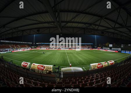 HELMOND , 25-11-2024 , Stadio GS Staalwerken , football, Keukenkampioen divisie , stagione 2024 / 2025 , Vista interna Staalwerken Stadio GS prima della partita Helmond Sport - ADO den Haag Foto Stock