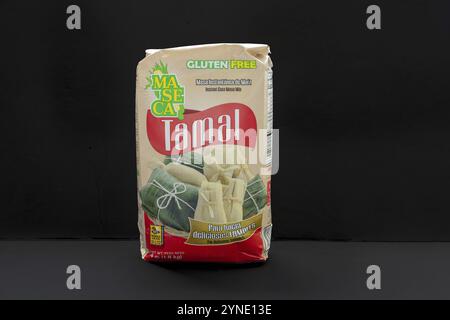 Calgary, Alberta, Canada. 15 settembre 2023. Una confezione Maseca Tamal Instant Corn Masa con 1,8 kg di prodotto Foto Stock