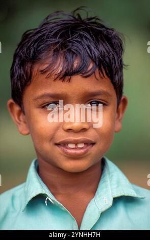 India, Sholingur; Tamil Nadu - uno scolaro. Foto Stock