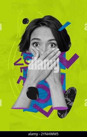 Collage di schizzi compositi di tendenza di una giovane studentessa con gesti della mano scioccati copertina bocca mantenere il silenzio enorme lettera parola grimace emoji Foto Stock