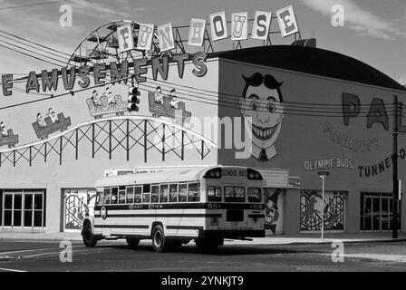 - New Jersey (USA), sala giochi di Asbury Park (luglio 1985) - New Jersey (USA), sala da giochi ad Asbury Park (luglio 1985) Foto Stock