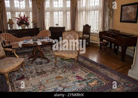 La sala rotonda all'interno di Casa Loma sulla terrazza di Austin a Toronto, Ontario, Canada Foto Stock