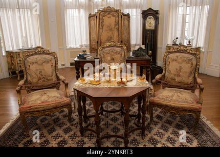 Sala rotonda all'interno di Casa Loma sulla terrazza di Austin a Toronto, Ontario, Canada Foto Stock