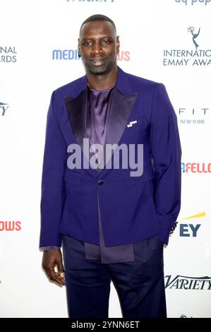 Omar Sy bei der Verleihung der 52. International Emmy Awards 2024 nell'Hilton Hotel di New York. New York, 25.11.2024 *** Omar Sy agli International Emmy Awards 52 2024 al New York Hilton Hotel New York, 25 11 2024 foto:XB.xHinex/xFuturexImagex emmys ny 4189 Foto Stock