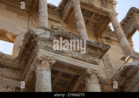 Dettaglio architettonico romano a Efeso nella Turchia meridionale. Foto Stock