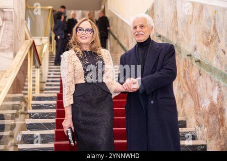 Torino, Italia. 26 novembre 2024. Ornella Muti e Michele Placido posano prima della fotocall del film &#x201c;romanzo popolare&#x201d; durante il 42° Torino Film Festival di Torino, il 24 novembre 2024. Italia - News - martedì 26 novembre 2024. (Foto di Marco Alpozzi/Lapresse) credito: LaPresse/Alamy Live News Foto Stock